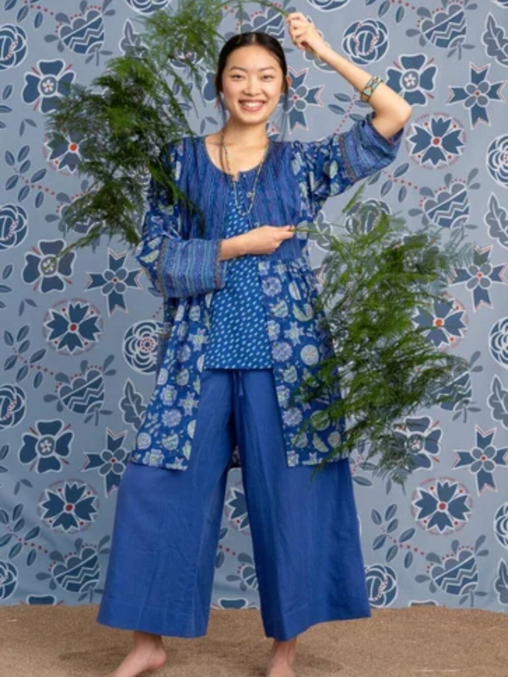 NWT Gudrun Sjoden Artist Blouse Amber Floral Blue Size XL